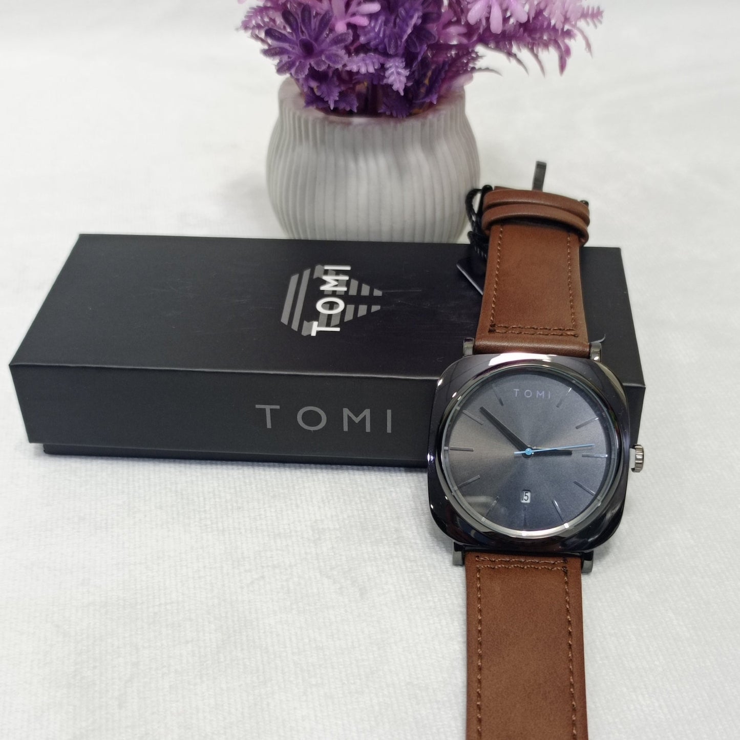 Tomi men's luxury quartz wristwatch with stainless steel strap – stylish and affordable timepiece for casual and formal wear
