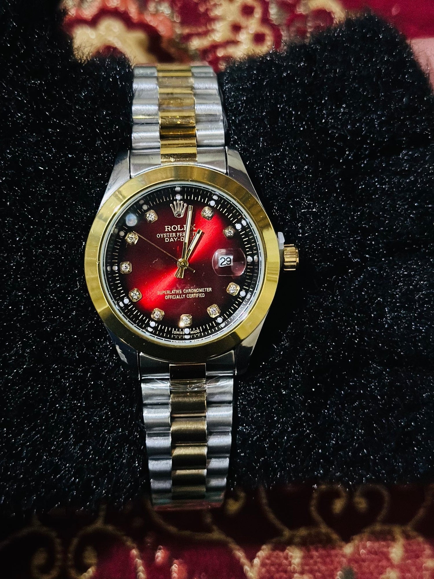 Rolex waterproof automatic watch with sapphire crystal – luxury men's watch for sports and formal occasions"