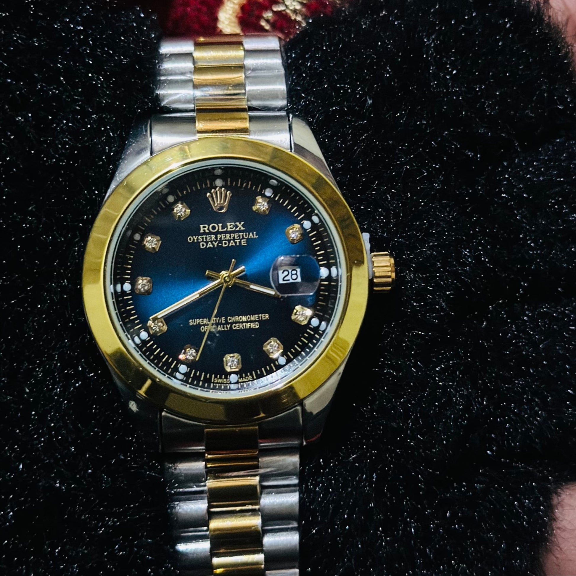 Rolex waterproof automatic watch with sapphire crystal – luxury men's watch for sports and formal occasions"

